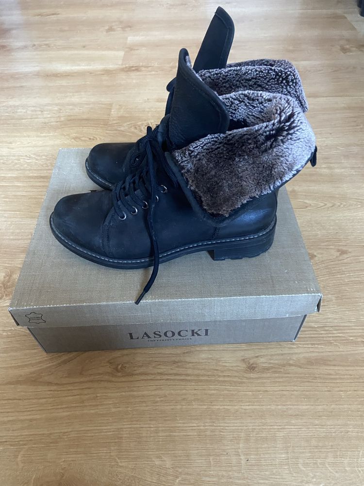 Czarne buty zimowe botki Lasocki 38 skóra viral zima