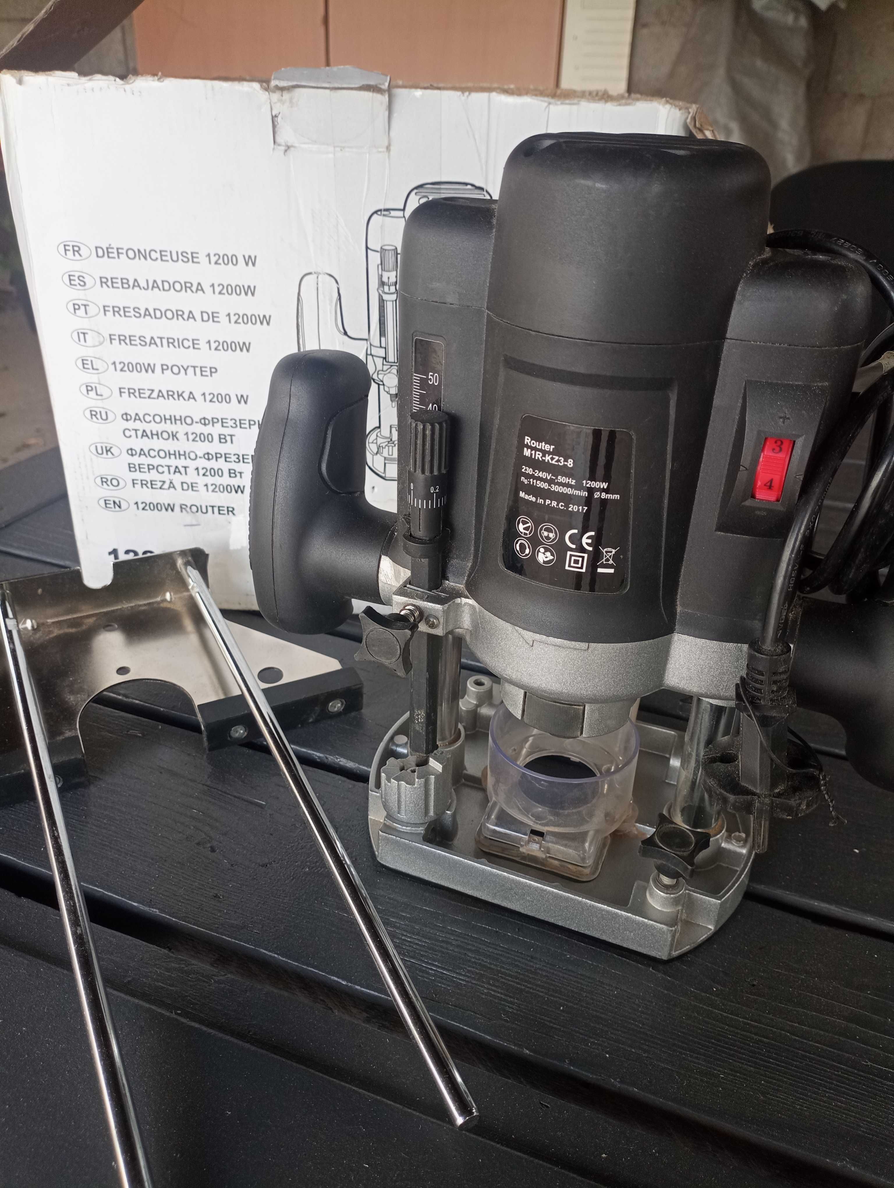 Fresadora como nova 1200w
