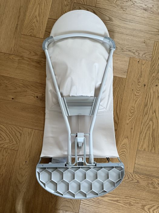 Leżaczek BabyBjorn