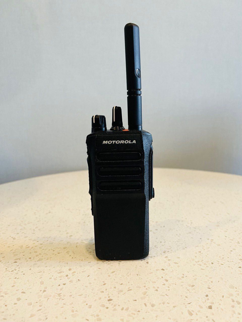 Радиостанция цифровая Motorola Mototrbo R7 A UHF