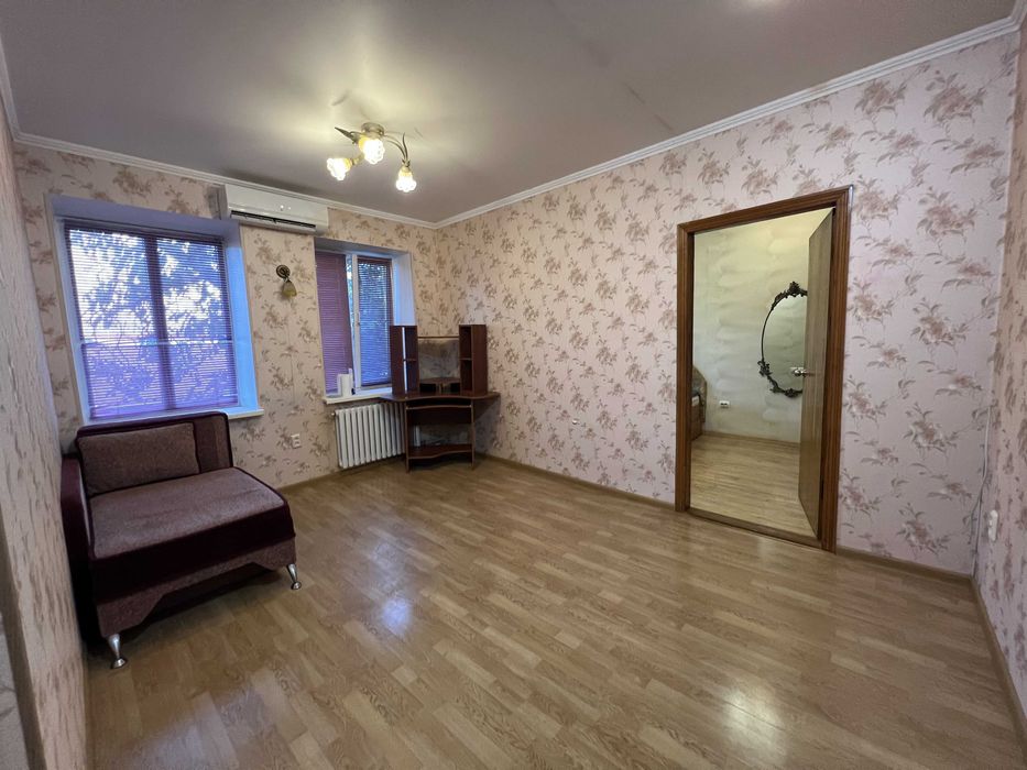 Вблизи ЦЕНТРА Продам 2 ком квартира Капремонт АГВ