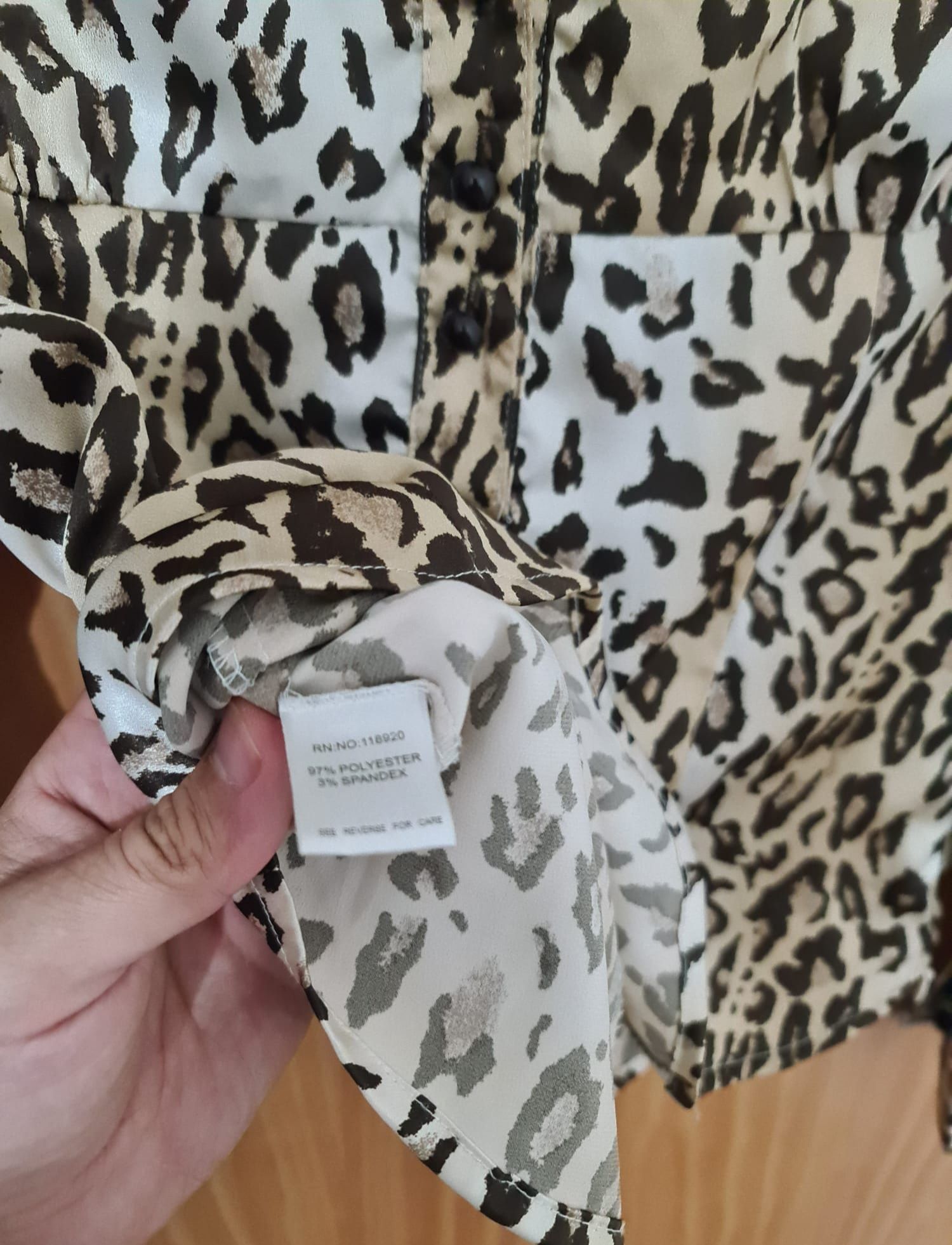 Blusa Leopardo Lucy Collection