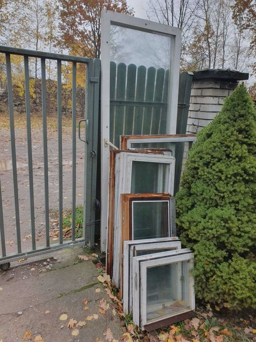 oddam drewniane okna z demontażu