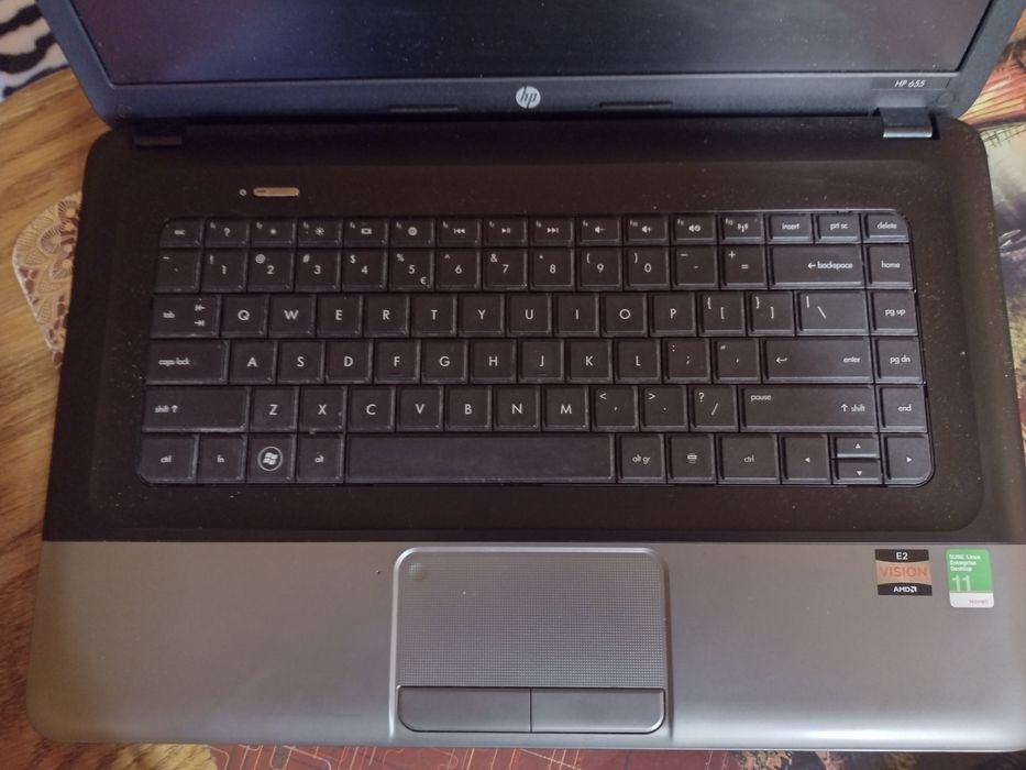 Laptop HP 655 uszkodzony