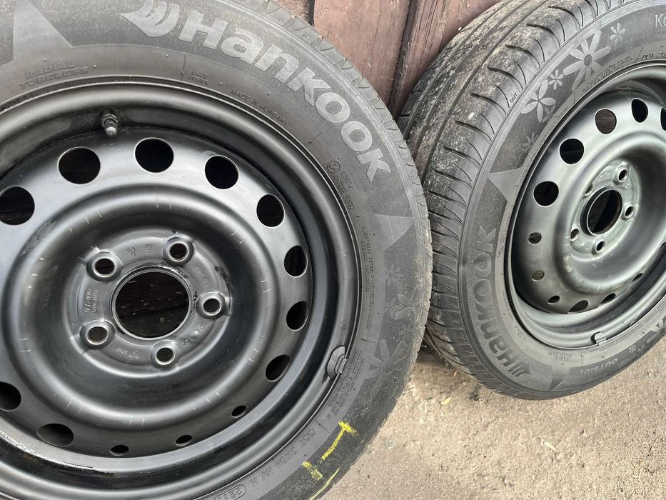 Felgi stalowe 15" 5x114,3 z czujnikami TPMS i oponami