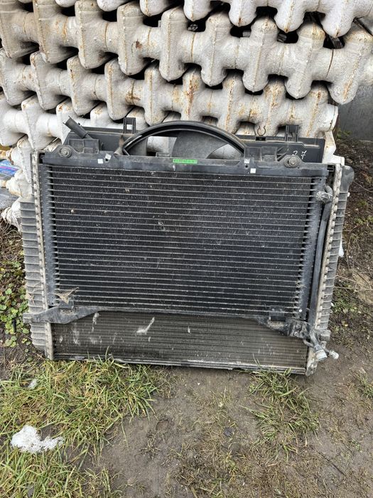 Радіатор кондиціонера w210 мерседес