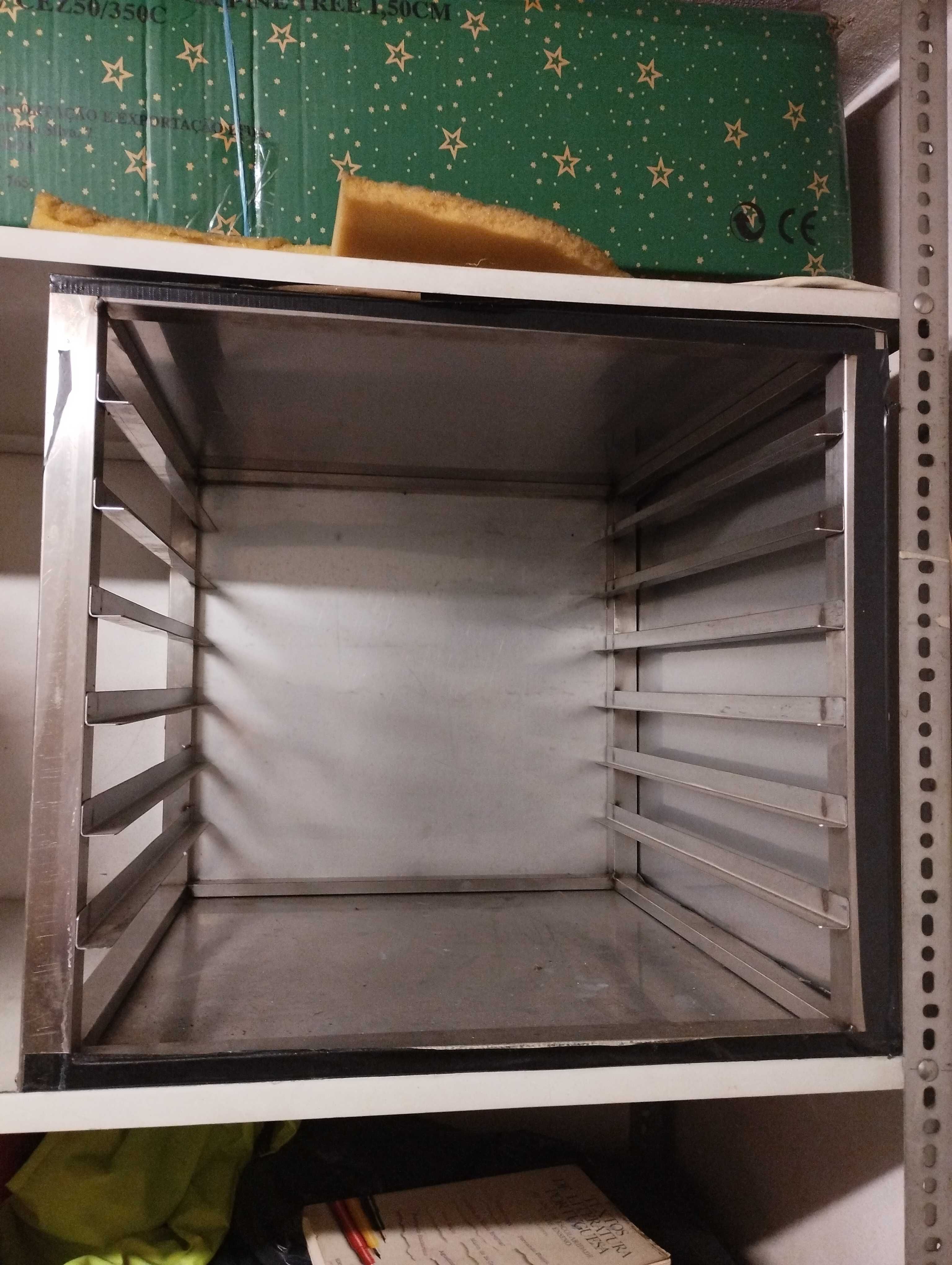 Estrutura em aço inox