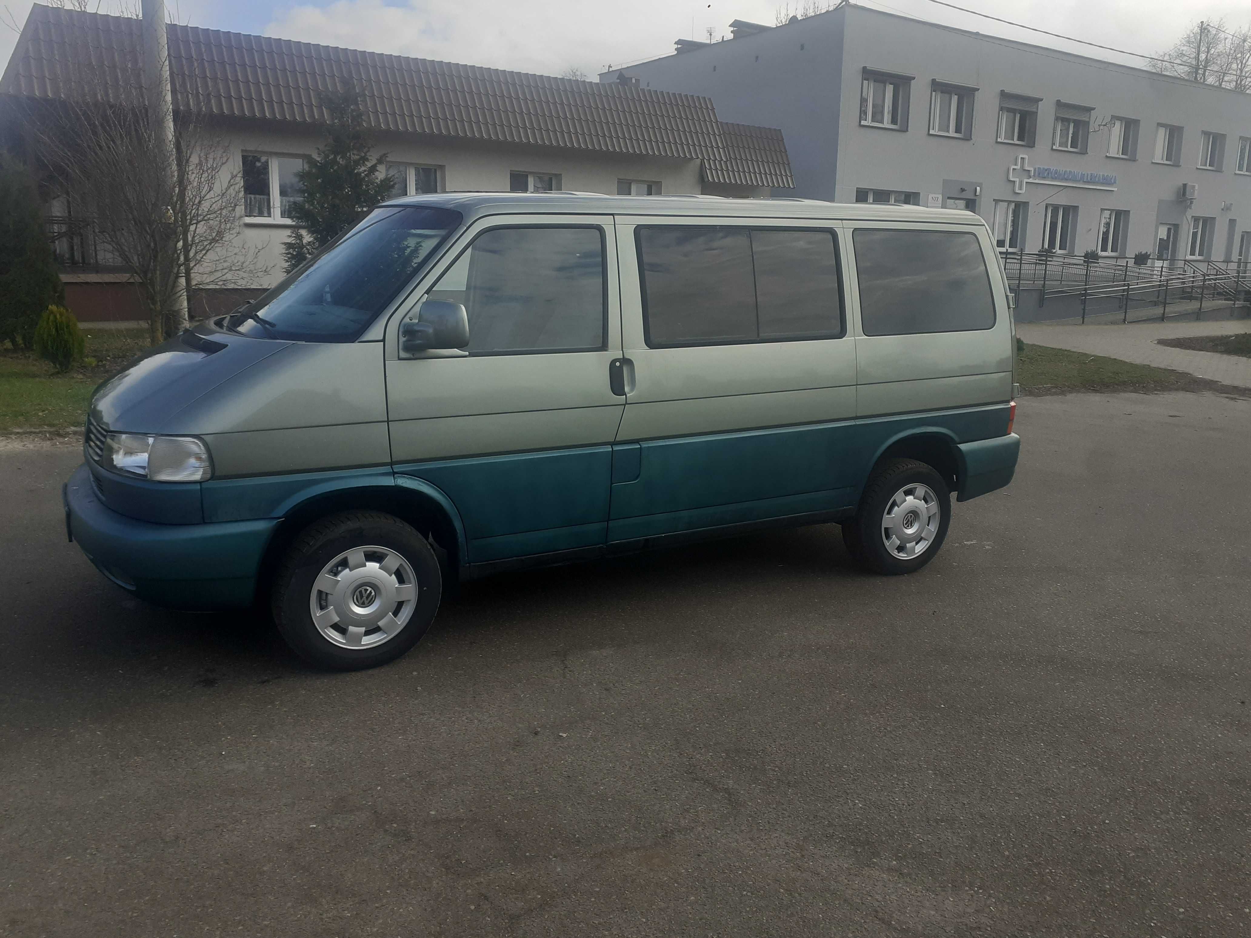 VW Multivan 2.5tdi 102KM 1996r