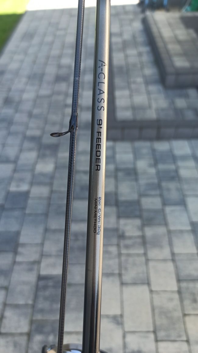 Wędka feeder + Kołowrotek  GURU A-CLASS MINI METHOD FEEDER 9'