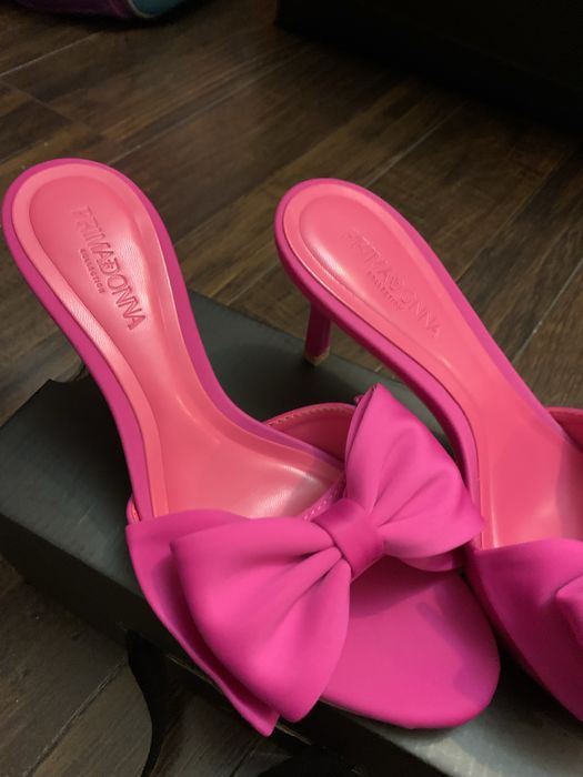 Шльопки мюлі святкові на підборах