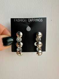 Ekstrawaganckie Kolczyki piękne w kolorze srebrnym Nowe Fashion Earrin