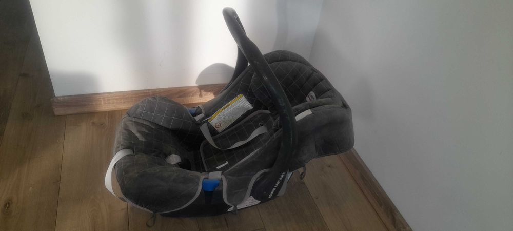 Автокрісло дитяче