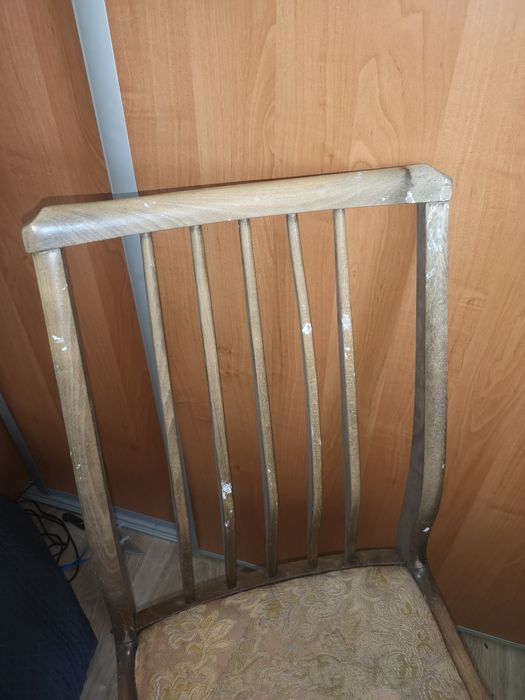 Krzesło PRL "hałas"?