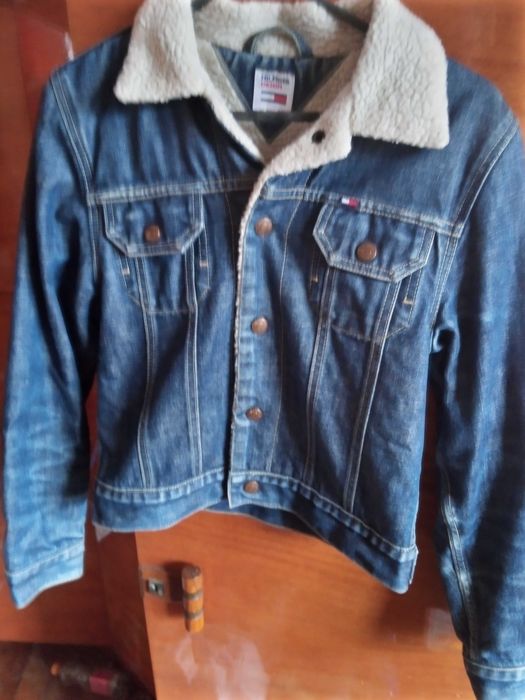 Куртка джинсова брендова T.HILFIGER-хутро.Розмір S-M