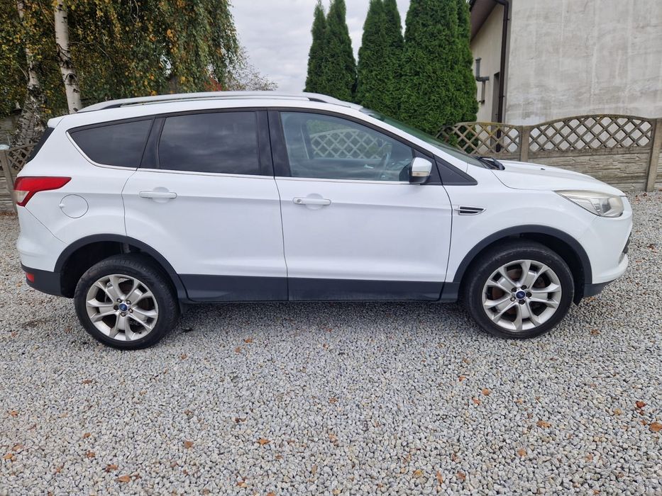 Ford Kuga MK2 5D biały drzwi przód tył prawe lewe ładne