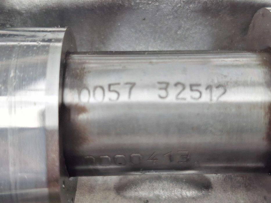 Trafic, Vivaro 2.0DCI M9R głowica, wałki  OE8200.519994 E