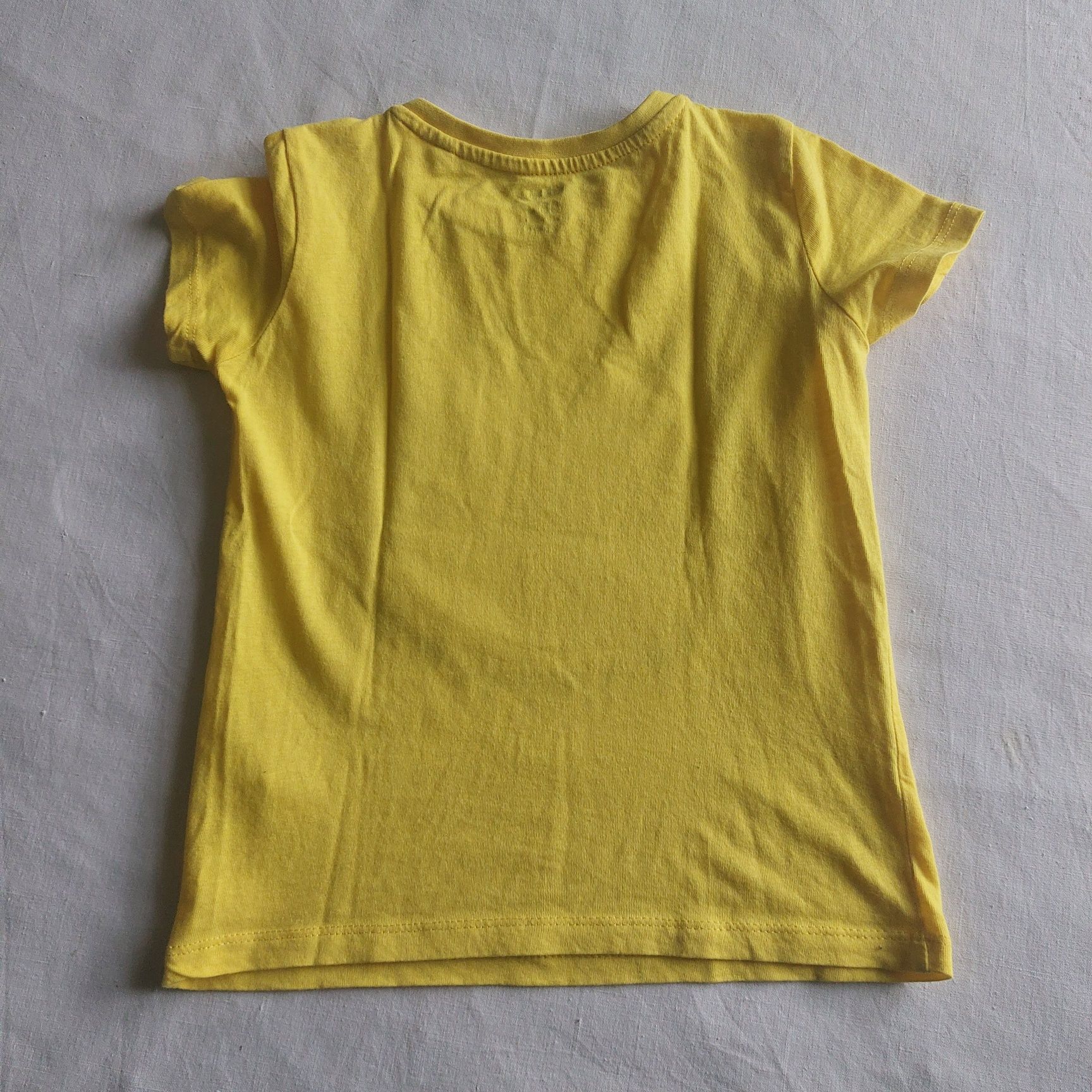 Koszulka T-shirt z cekinami i piłką nożną Sinsay 98