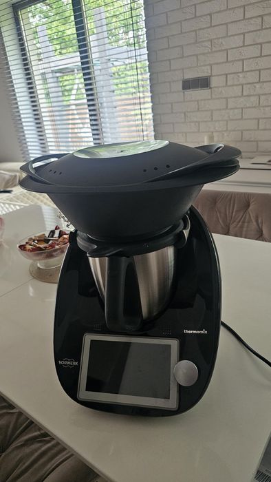 Thermomix czarny tm6