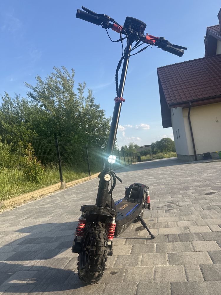 Hulajnoga elektryczna Iscooter ix 6 używana