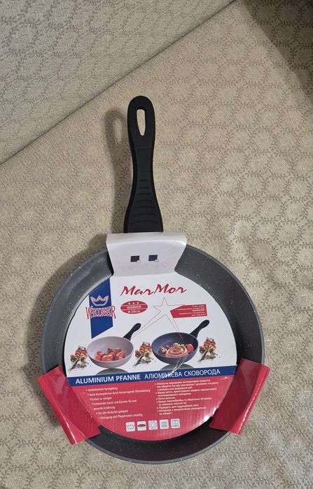 Сковородки, кастрюли