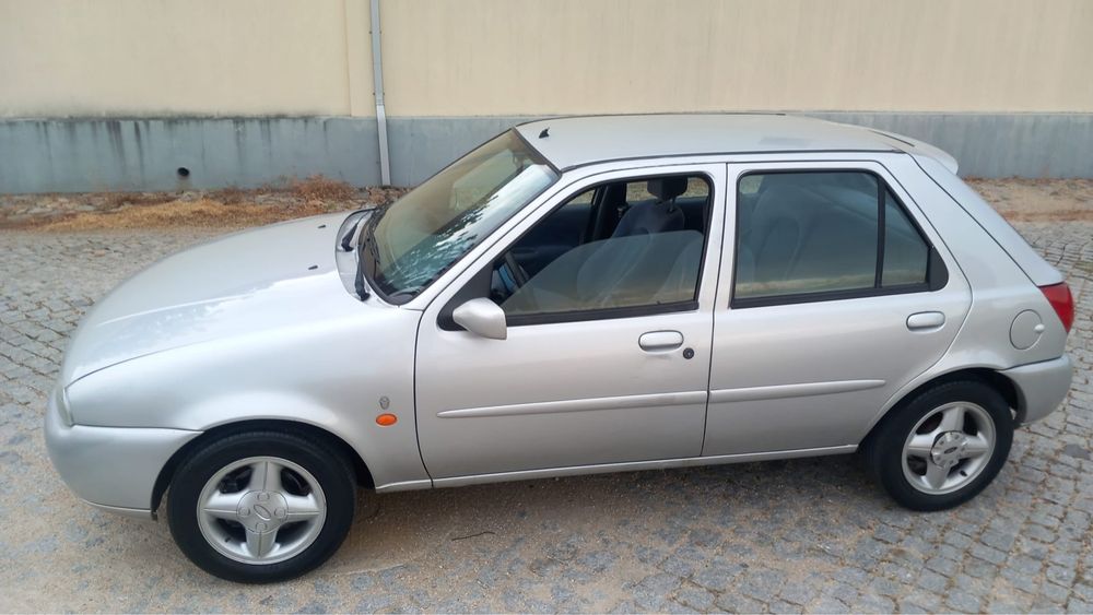 Carro Ford Fiesta 97