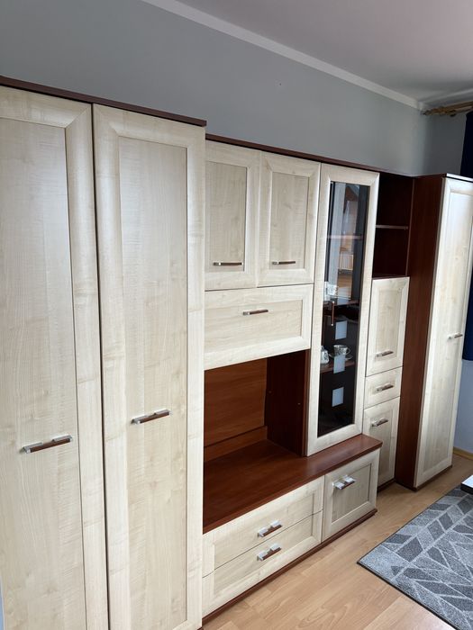 meblościanka zestaw komplet meble beżowe