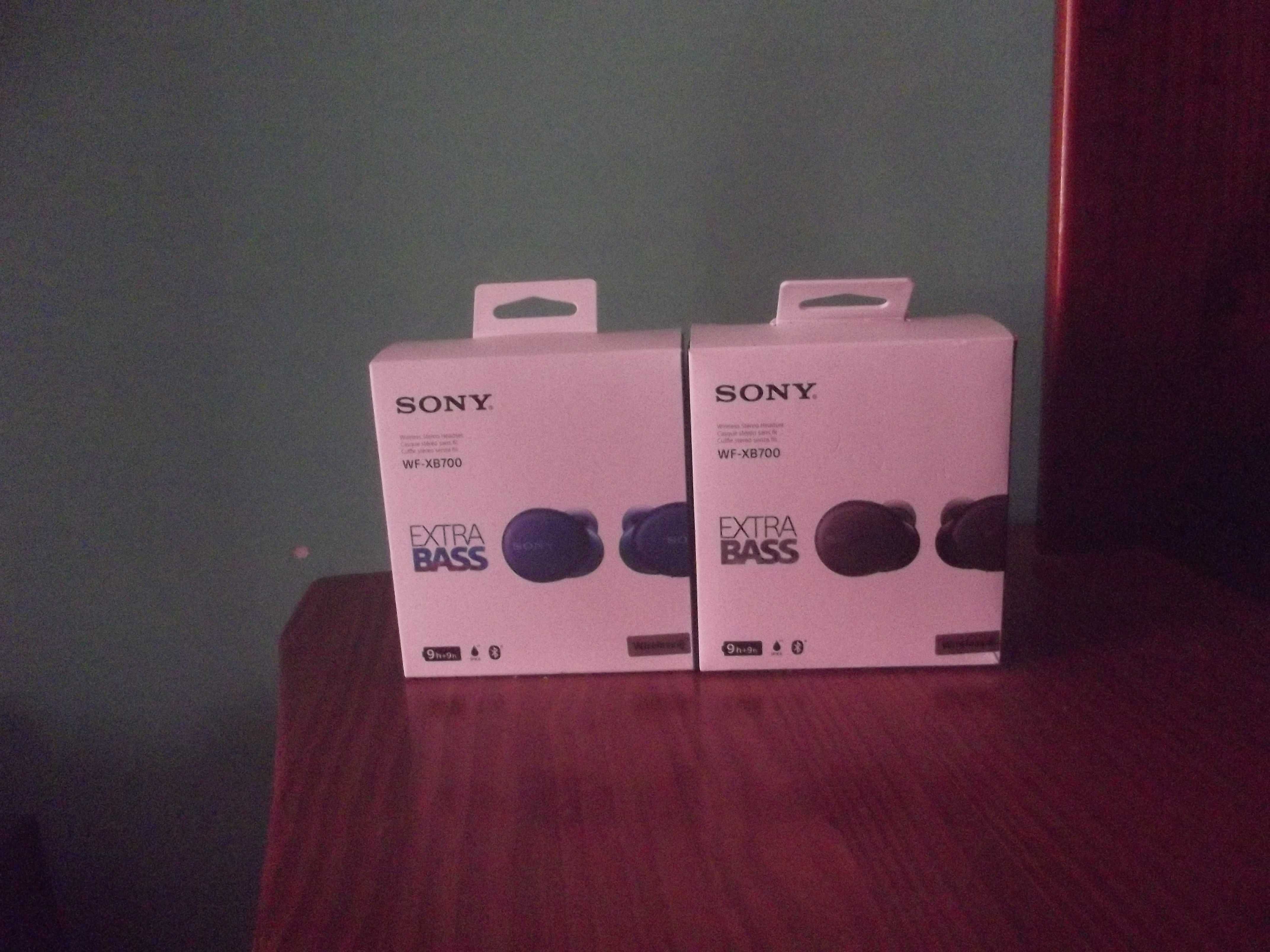 Fones s/ fios Sony WF-XB700