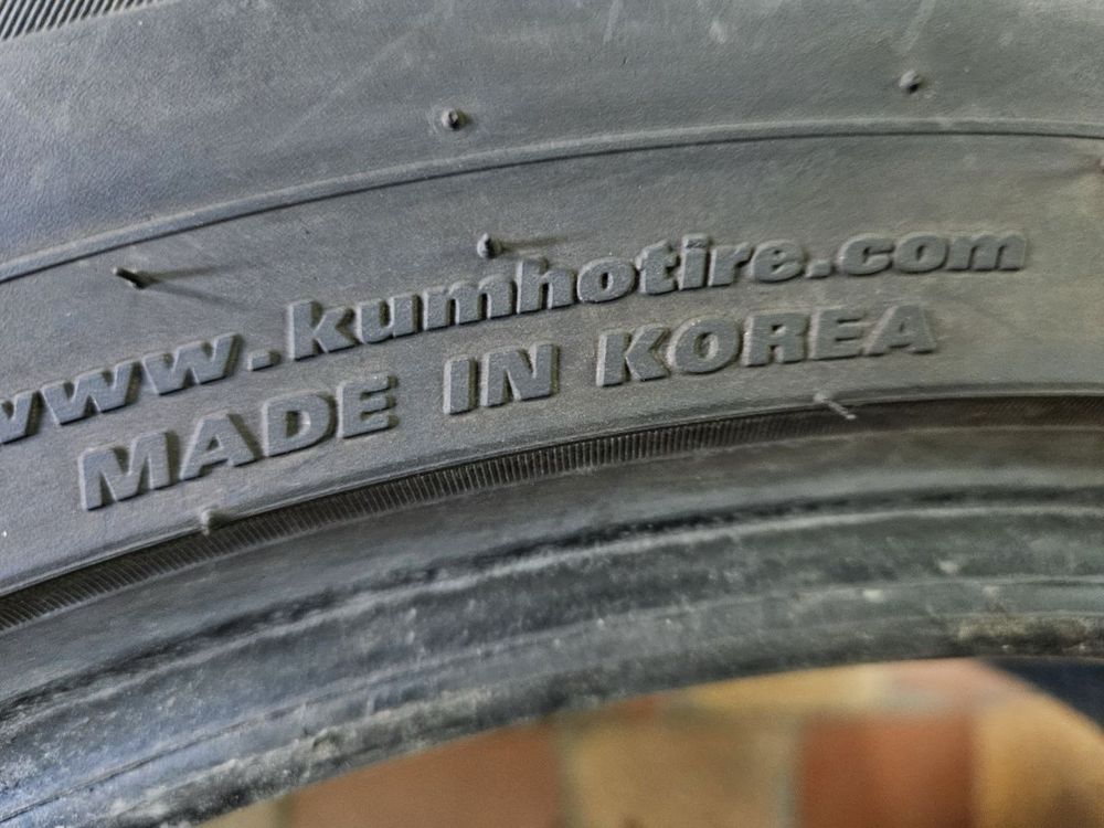 225/60 R18 Kumho Crugen HP91  104H XL  літні шини