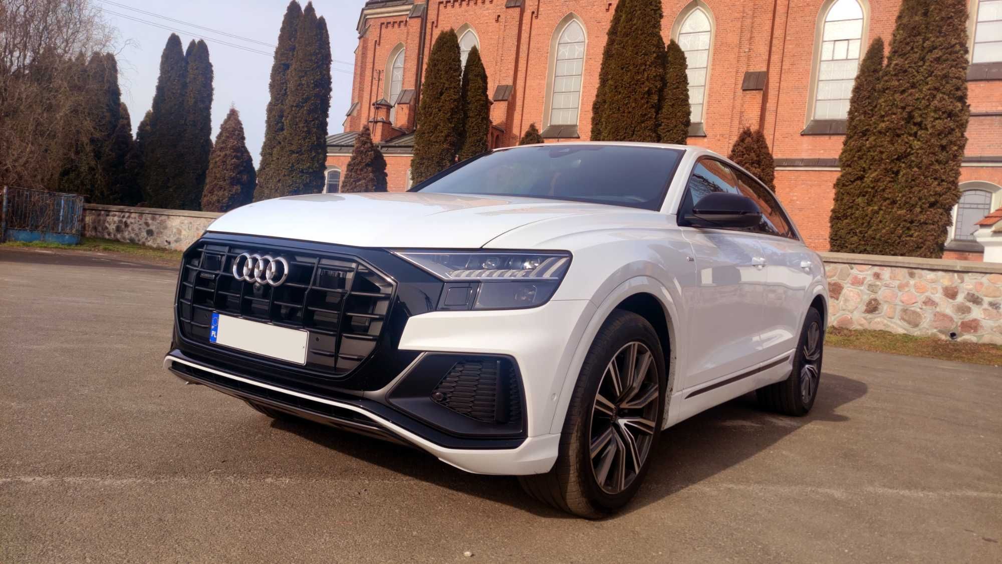 Piękne Białe Audi Q8 do ślubu / auto na wesele