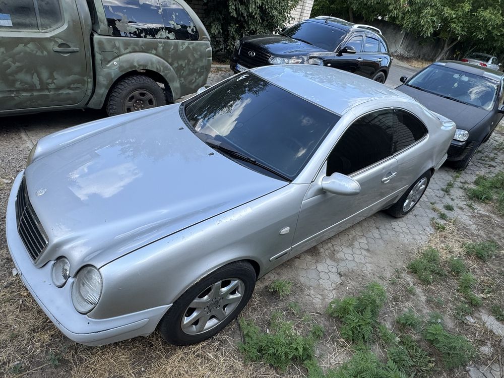 Mercedes clk 200
