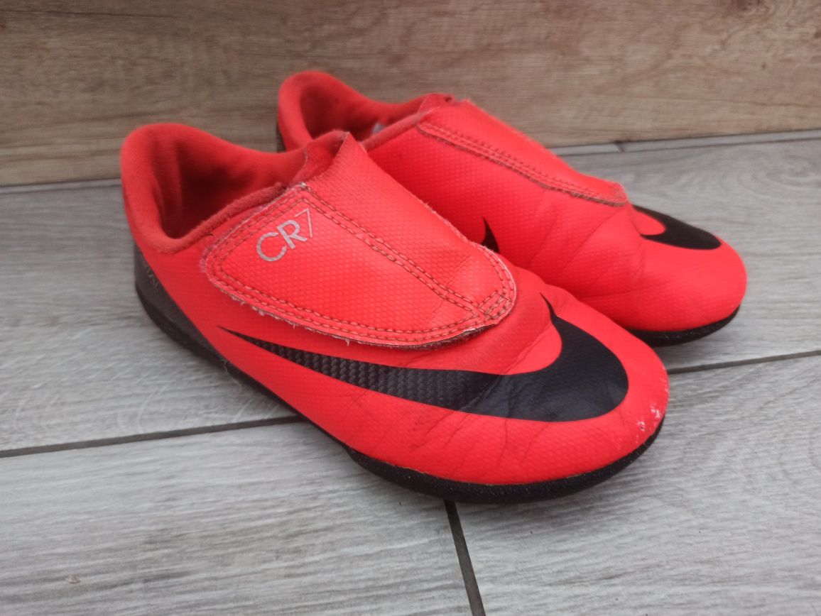 Turfy CR7 Nike rozmiar 30