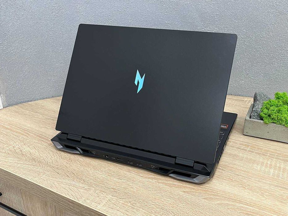 Ігровий Ноутбук Acer Nitro v16” 165Hz/R7-8845HS/RTX4050 6GB/16DDR5/512