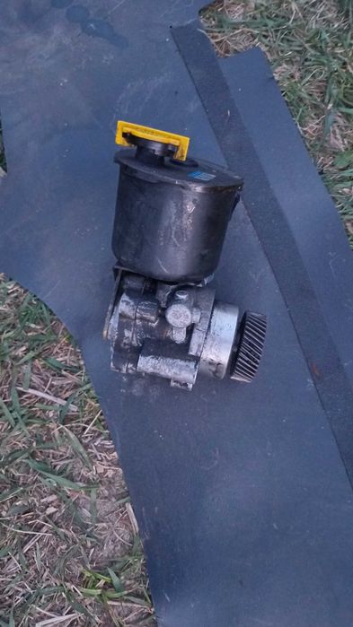 Турбіна на мазду прімасі 1.8 дизель .також є інші запчастини