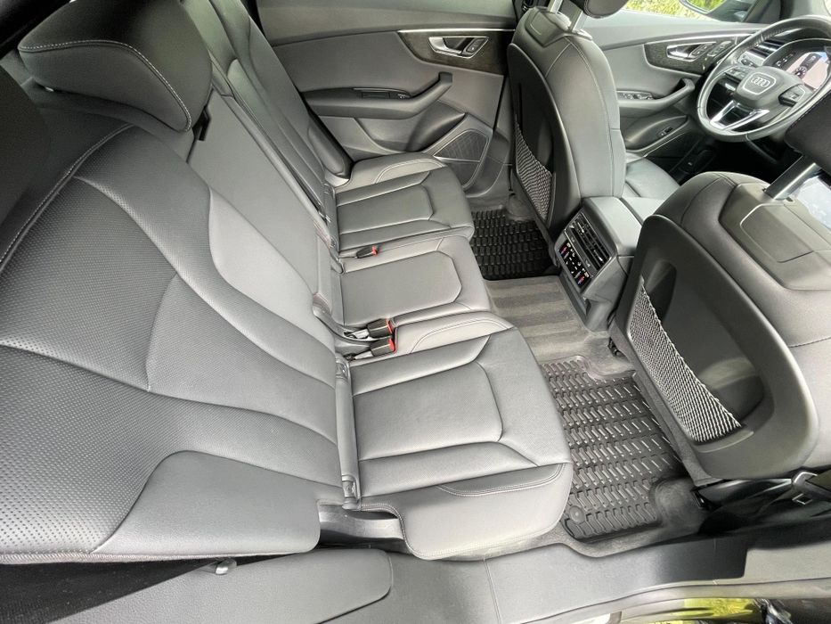 Audi Q8 premium + bezwypadkowe 3.0 tfsi NOWY silnik