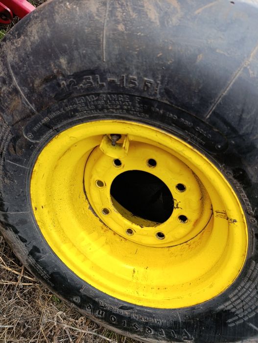 Продам шини 23.1 R26 .Та Тракторів МТЗ,ЮМЗ.