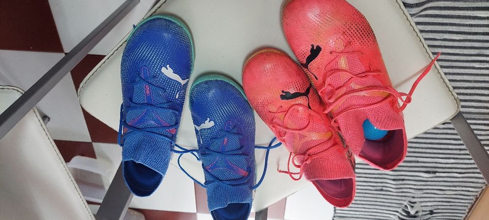 Chuteiras PUMA Originais Tamanhos 35.5 e 35 Usadas 4 vezes