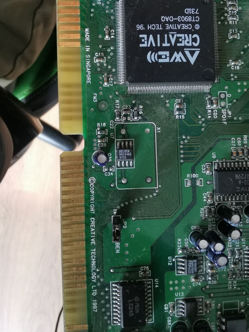 Placa de Som Sound Blaster AWE64 CT4500