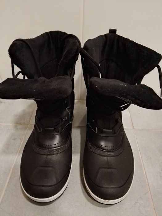 QUECHUA Botas de Neve NH500 High Preto
Botas de caminhada na neve quen