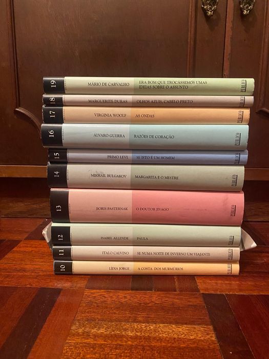 Livros da coleção Mil Folhas  do Jornal Público, novos