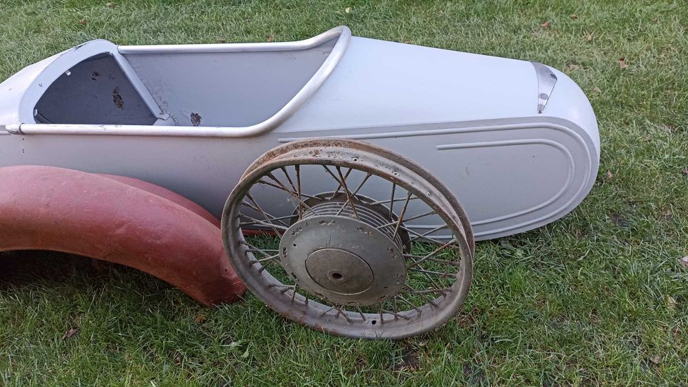 Wózek boczny Junak M10 kosz WB3