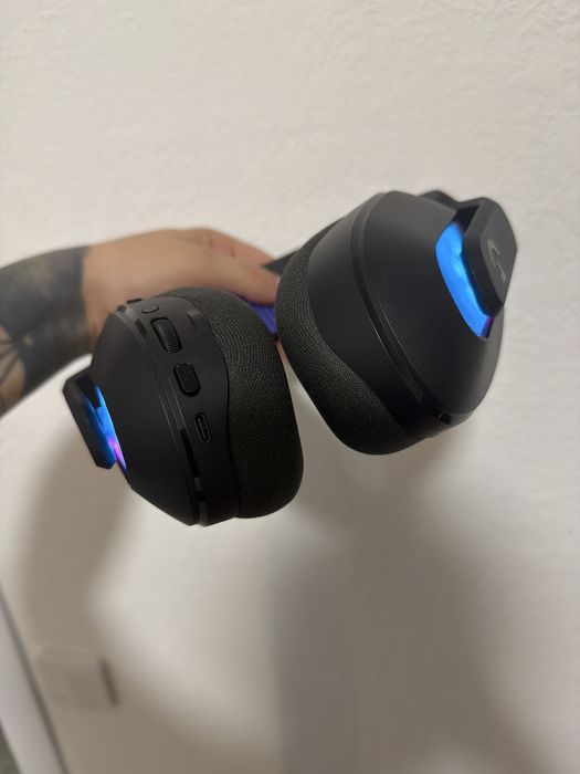 Наушники Logitech G522