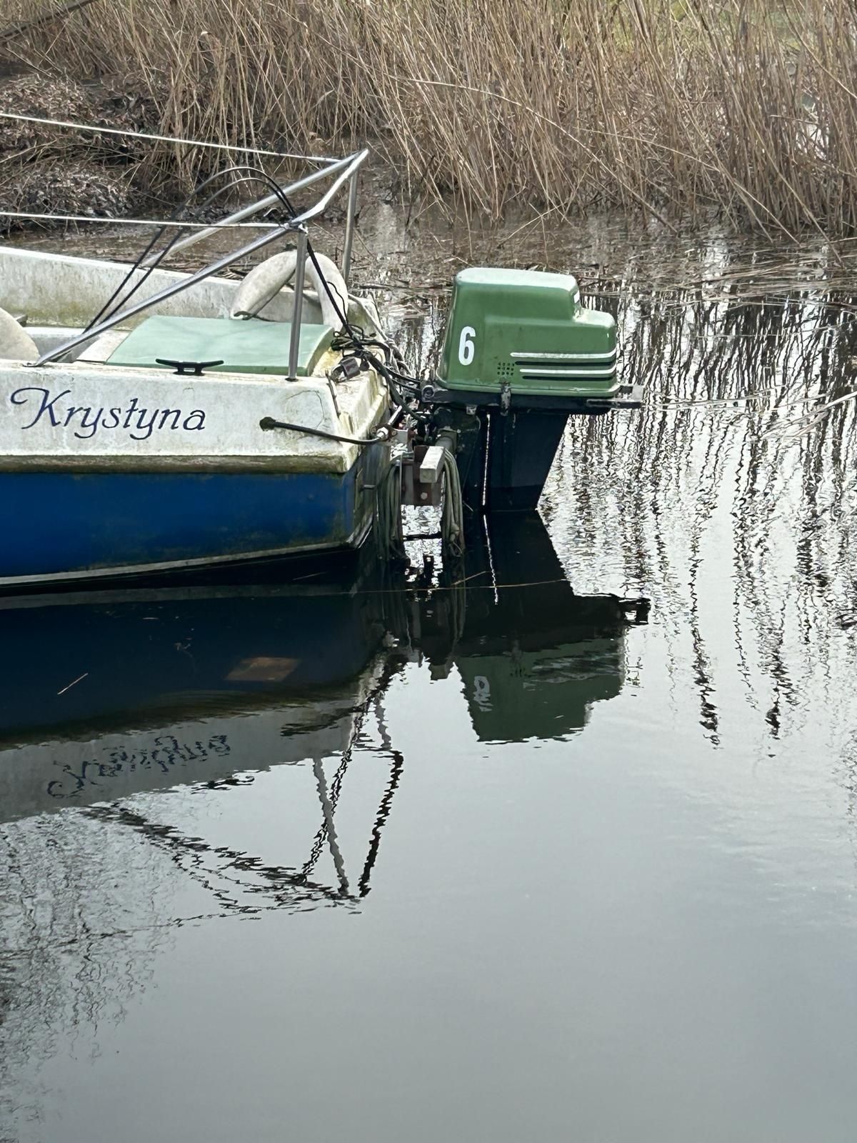 Łódź, motorówka, kabinowa, jacht z silnikiem 30 km