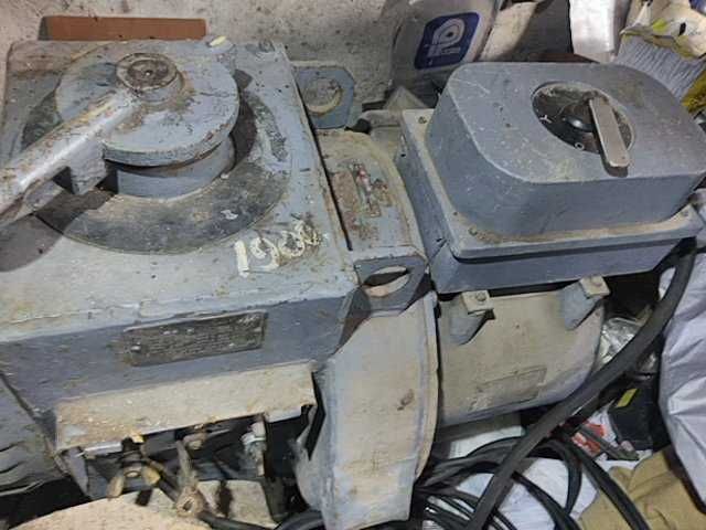 Sprzedam spawarka wirowa EW23 z kablem zasilającym i wtyczką, jak nowa