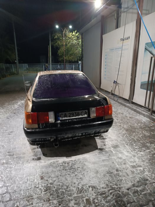 Продам  ауди 80 на ходу можливий обмин