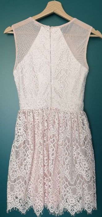 Sukienka koktajlowa TFNC Petite - Kacia mini peach