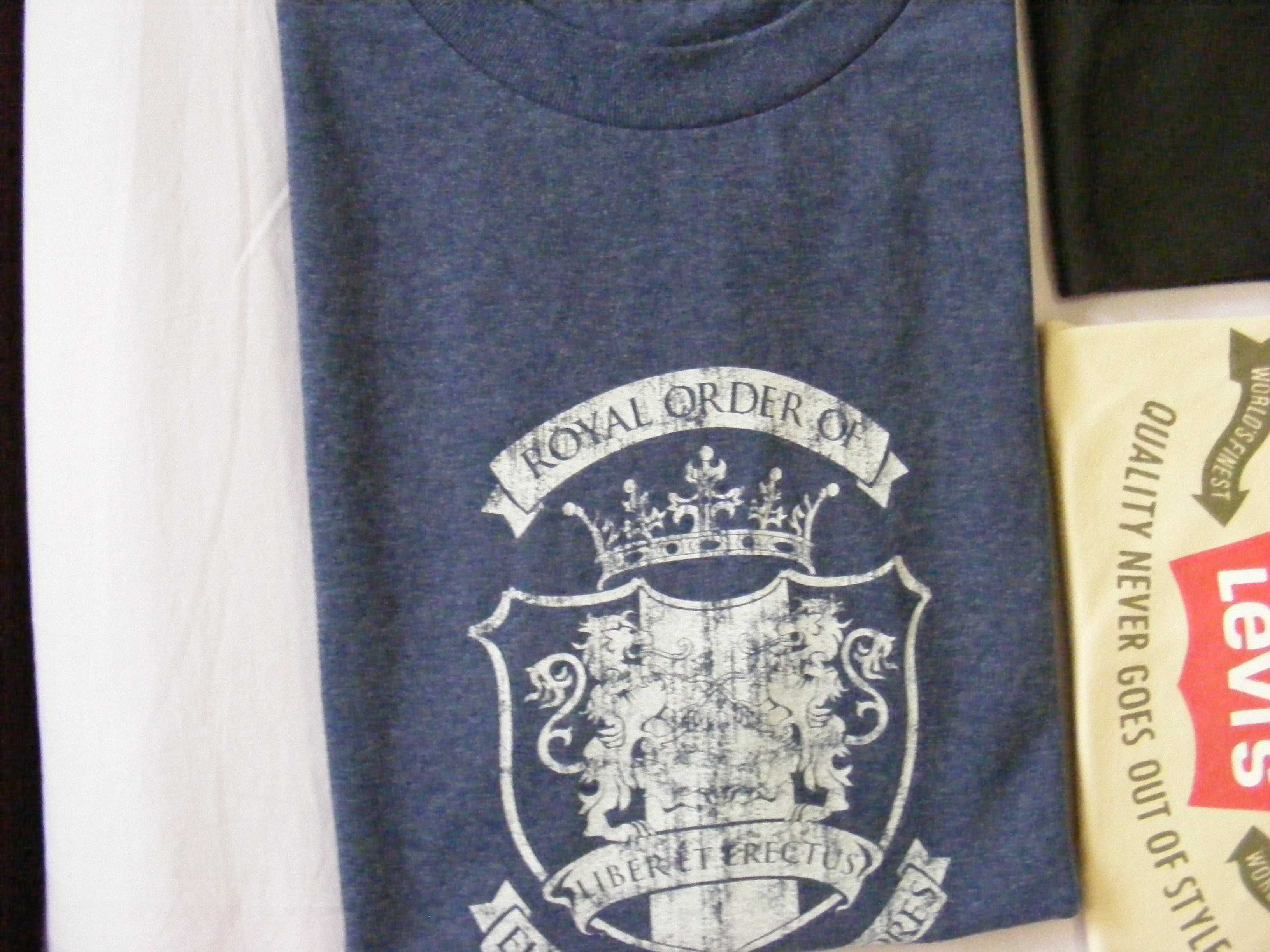 2 t-shirts - tamanho "M / L"