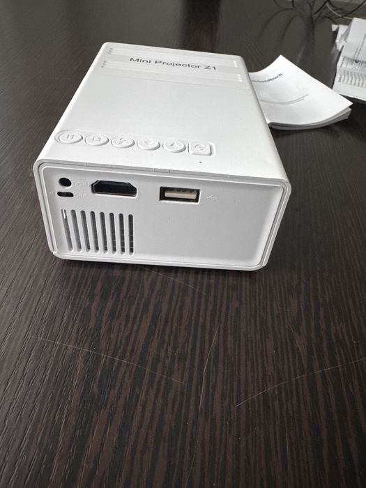 Продам міні Проектор