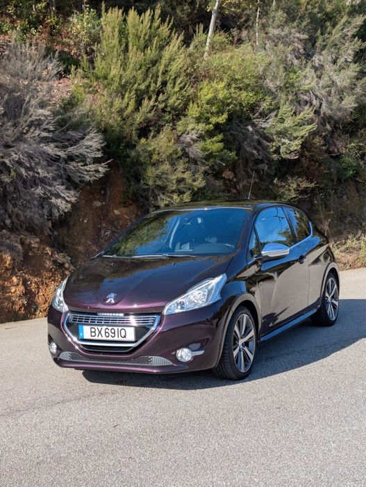 Peugeot 208 XY FULL EXTRAS