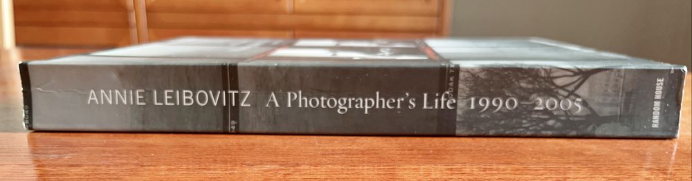 Livro fotografia de Anne