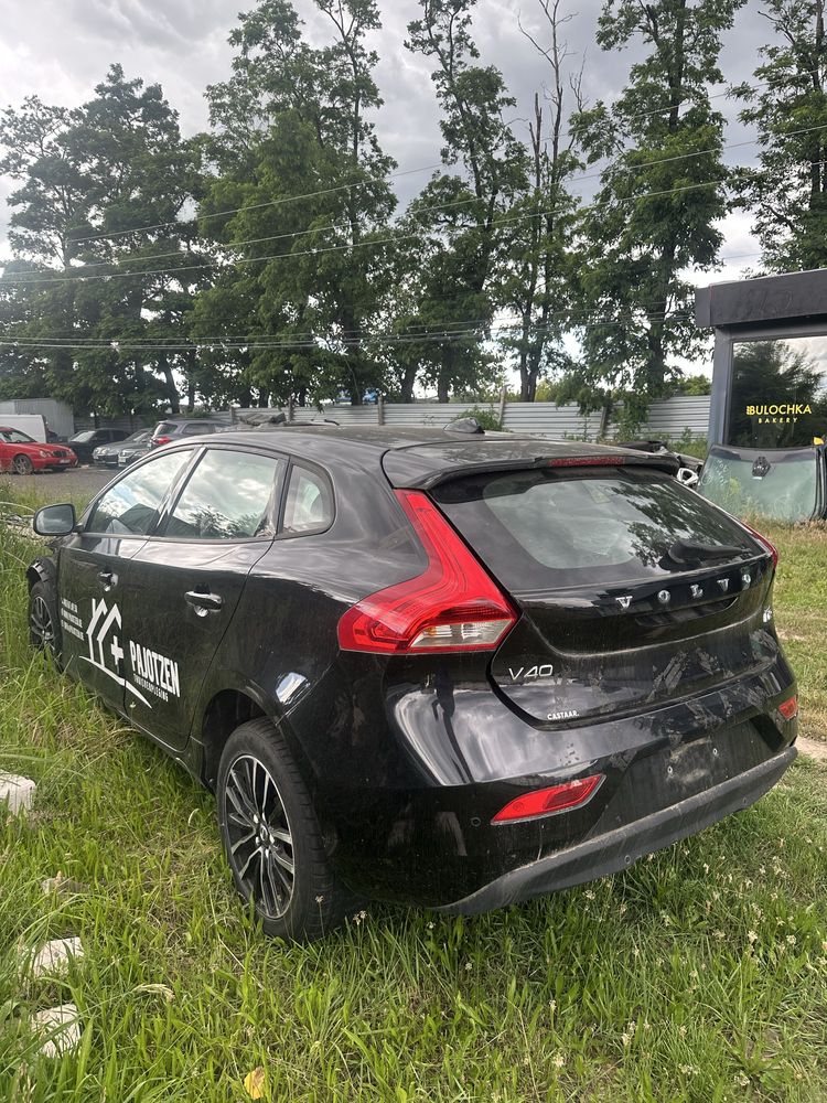 Volvo V40 D2 2017 Дизель